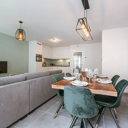 Apartment Huswell - Modern For Up To Five People